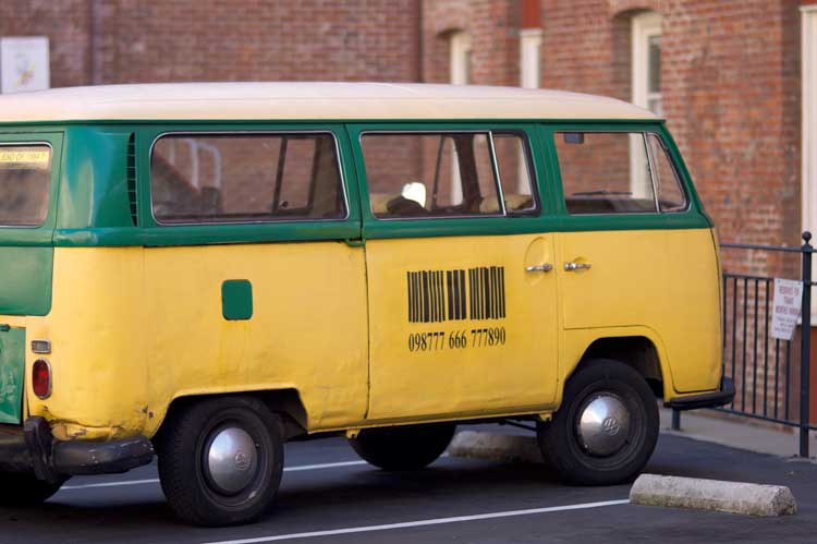 One reason I bought an Element (Smart and Final parking lot in Oakland)